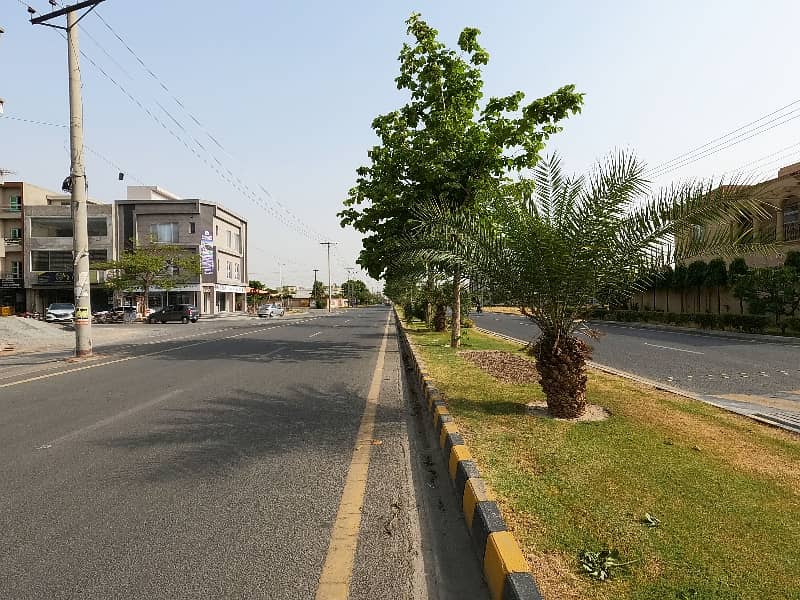 6.50 Marla Commercial Plot Is Available For Sale In Valencia Town Block P1 Lahore 9