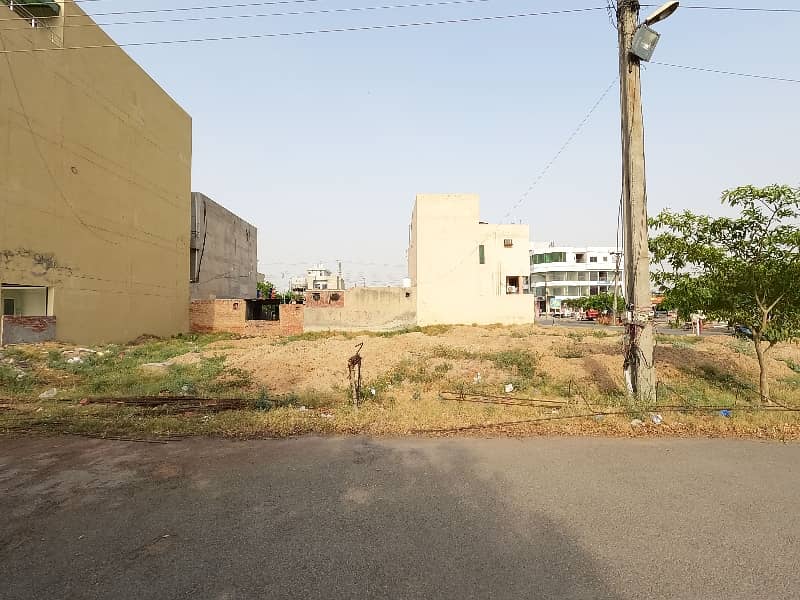 6.25 Marla Commercial Plot Is Available For Sale In Valencia Town Block P1 Lahore 0