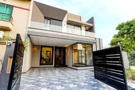 10 Marla Beautifully Designed Modern House for Rent in EDEN CITY 0