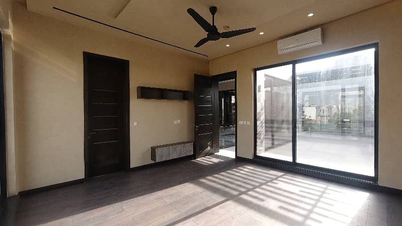 1 Kanal House Is Available For Sale In DHA Phase 7 Block T Lahore 17