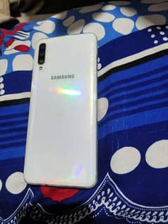 Samsung A 70 10 by 7 Penal Chnage BAKI OK