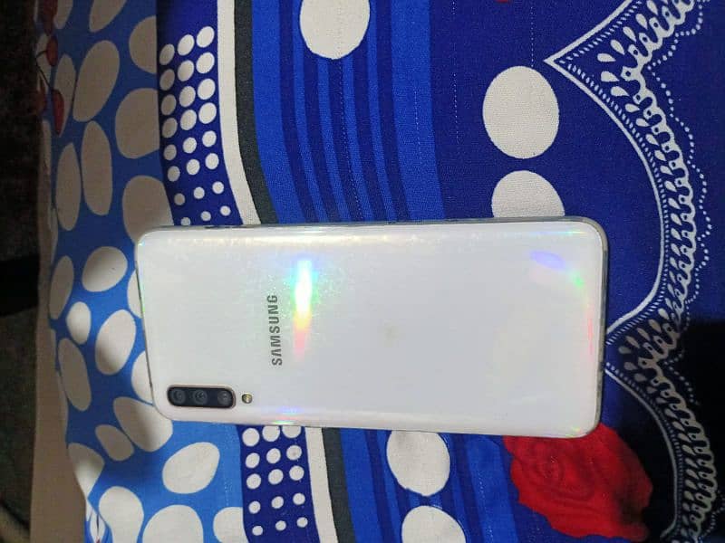 Samsung A 70 10 by 7 Penal Chnage BAKI OK 1