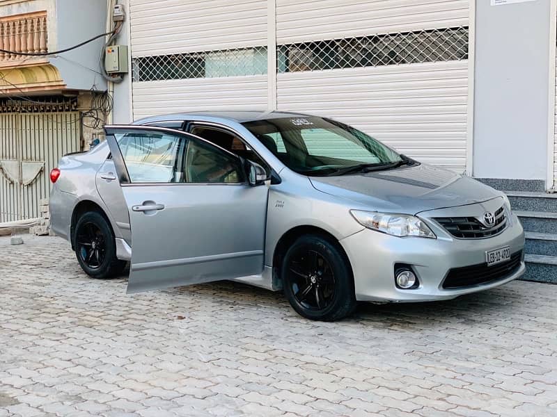 Toyota Corolla GLI 1.6 2012  Model Automatic 7