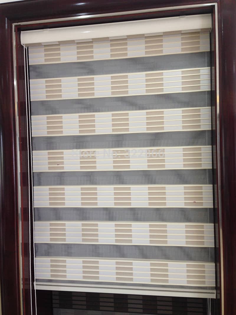 Window Blinds with your Brand Logo Printed for Offices and offices 4