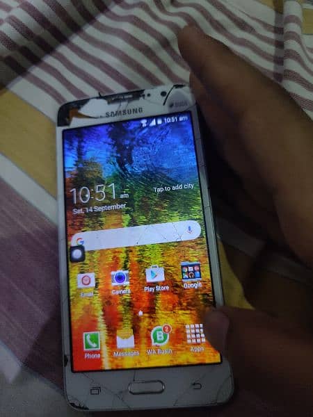 sab ok ha Samsung Galaxy grand prime ha 2\16 gb ha jis bhai ko cahia 3