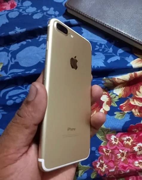 iPhone 7plus 128GB official pta approve 3