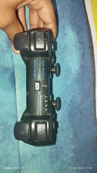 PS3 DualShock 3 controller 1