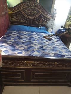 bed with dressing and side table with out mattres