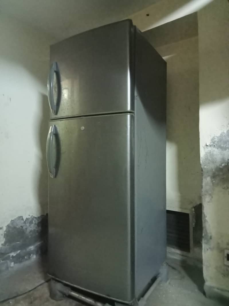 2 Hair fridge for sale in new condition 5