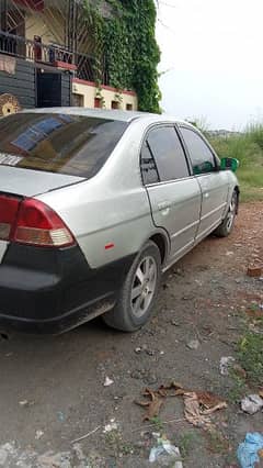 Honda Civic Oriel 2005