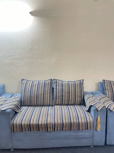 7 seater sofa set in good  condition 4