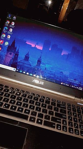 ASUS U56E Intel Core i5 i5-2430M Laptop 2