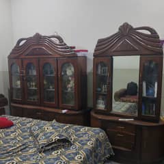 Dressing table and show pice