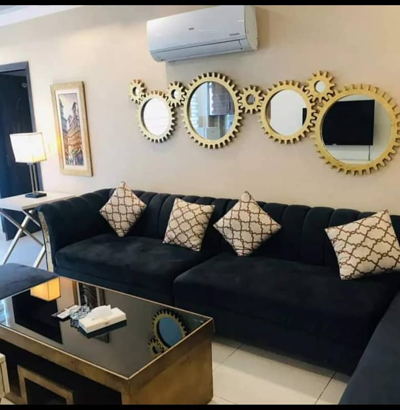 1 Bedroom VIP Full furnish flat per day available in Bahria town Lahore 4