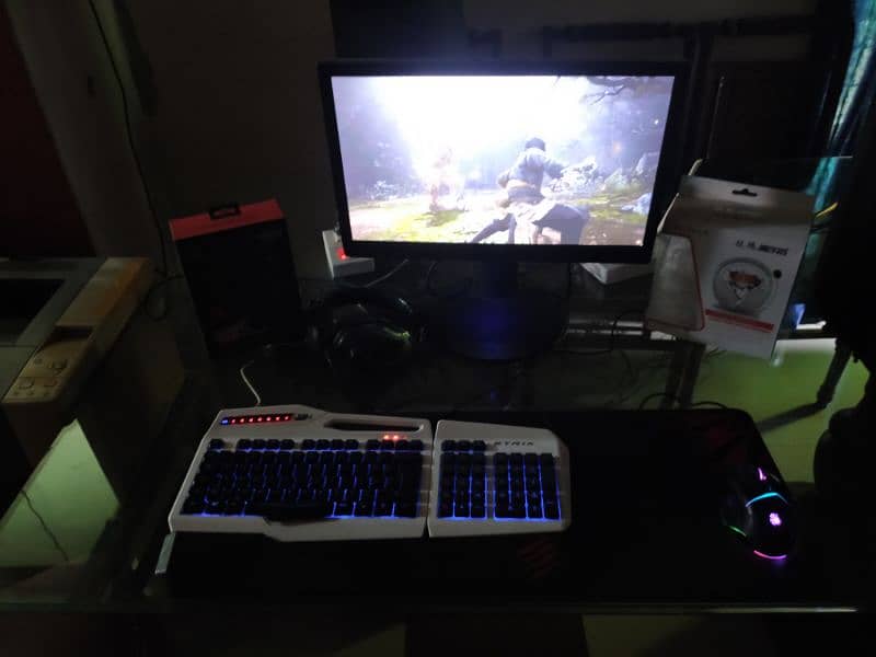 GAMING AND EDITING PC WITH BLOODY MOUSE . . . 2