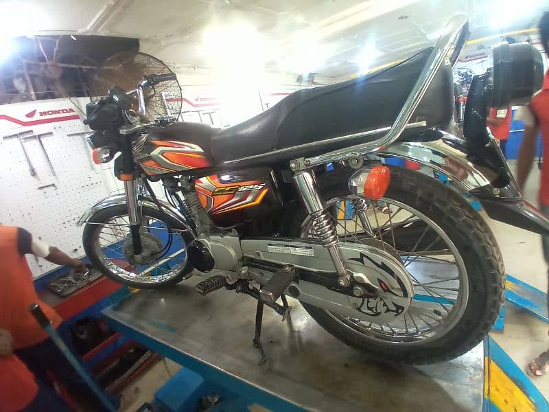 honda 125 9/10 condition 1