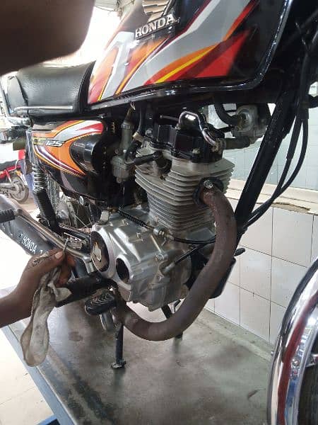 honda 125 9/10 condition 2