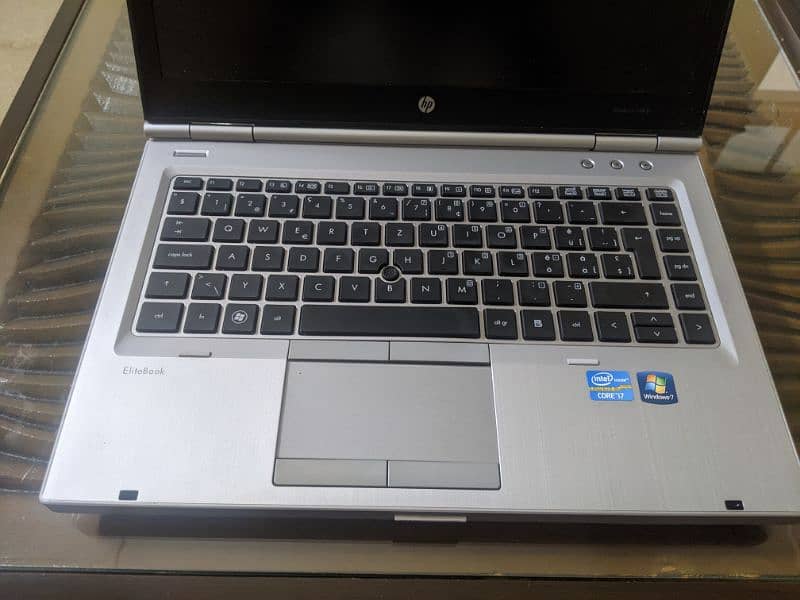 HP 8460p i7 2nd 8gb ram 0