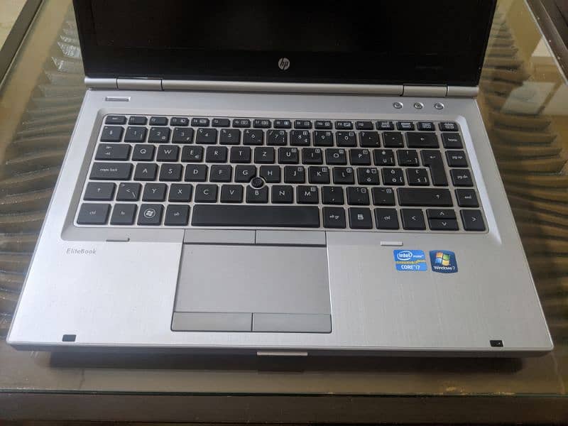 HP 8460p i7 2nd 8gb ram 1