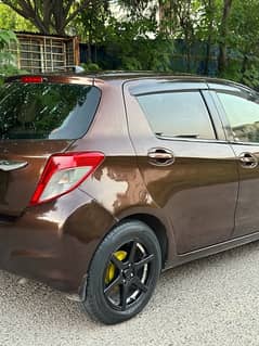 Toyota Vitz 2014