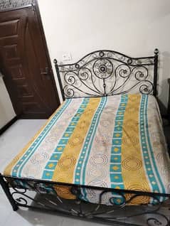 Double Bed