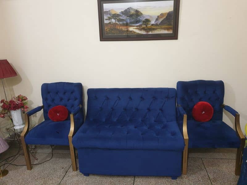 2 seater sofa with 2 chair in velvet 0