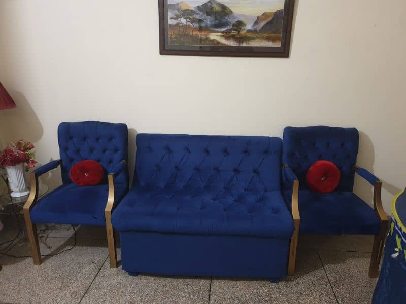 2 seater sofa with 2 chair in velvet 1