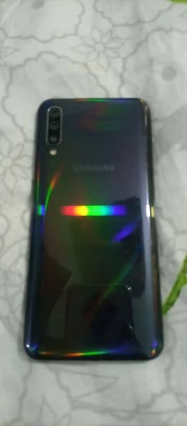 Samsung Galaxy A50 1