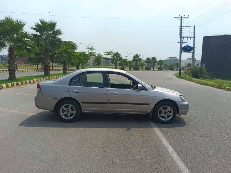 Honda Civic Vti 2003 Perfect ConditionBetrtn Corolla,City,Cultus,Alto 1