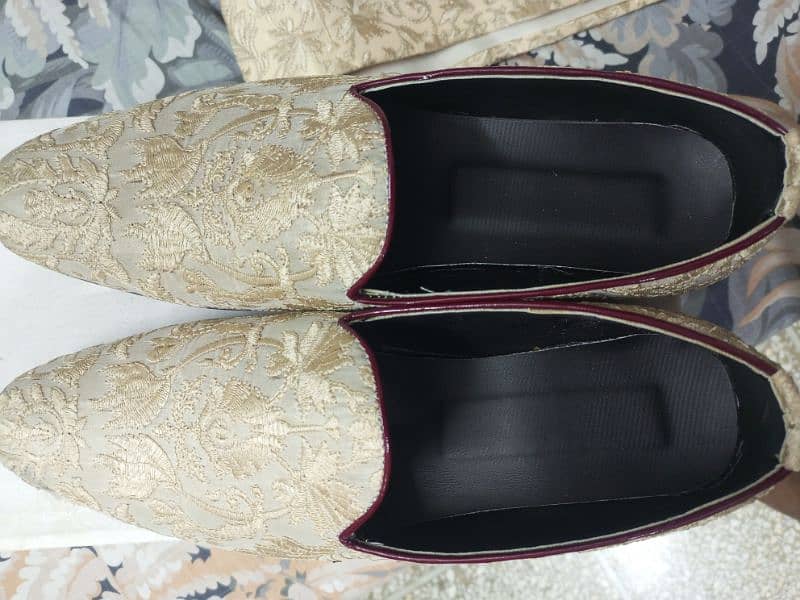 shirwani with shoes and turban at reasonable price just like a new 3