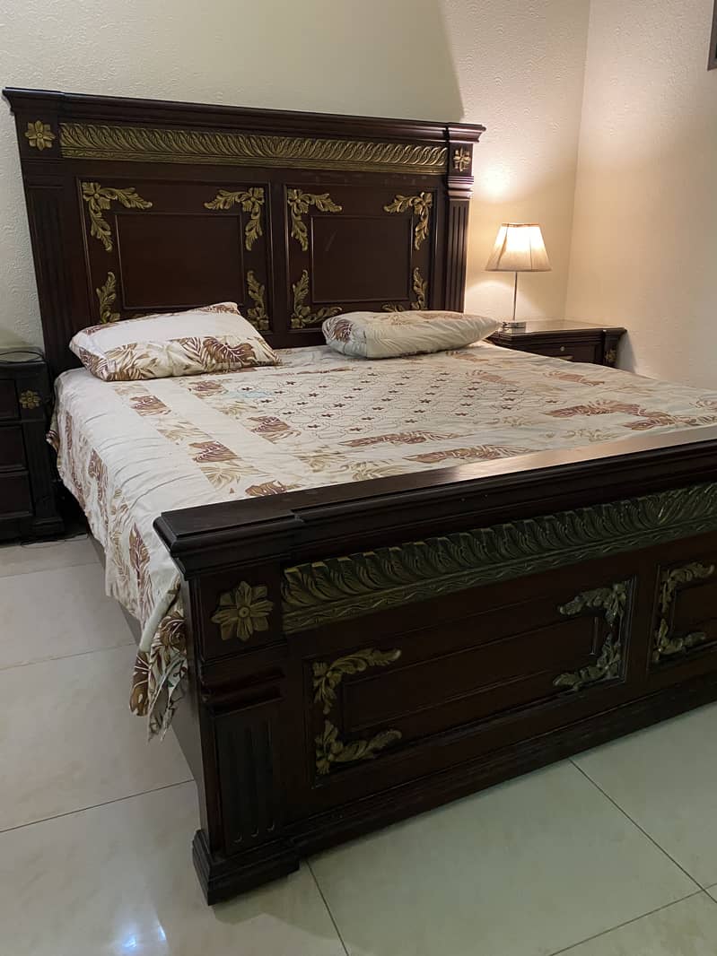 King size bed wooden 5