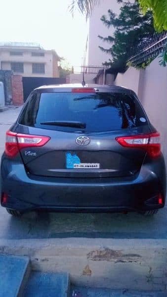 Toyota Vitz 2018 5