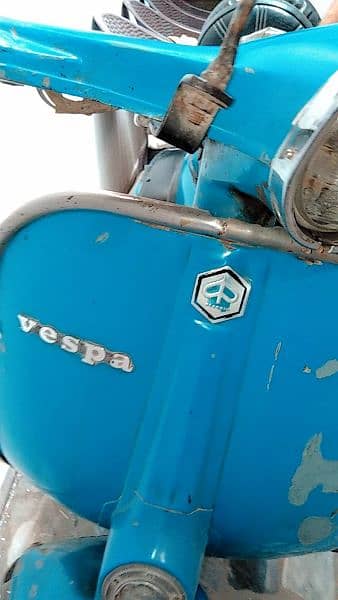 Vespa Scooter 1