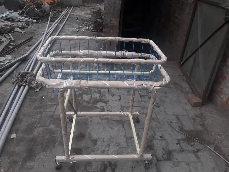 Patient bed,​Delivery Table,​Baby Cot,Hospital beds​,Examination Couc 7