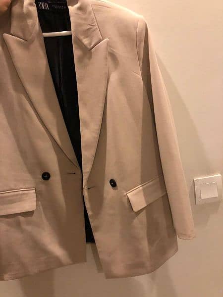 Zara Beige Blazer 3