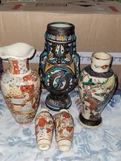 ANTQ WORLD PRESENT UNIQUE COLECTON OF CHINA JAPAN VASES A ONE CONDATN