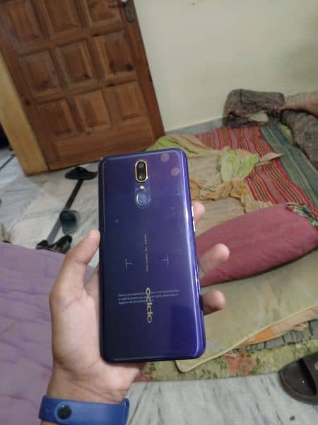 oppo f11 0