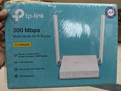 BOX PACKED TPLINK 4in1 WIFI ROUTER TL-WR820N, DUAL ANTENA 0