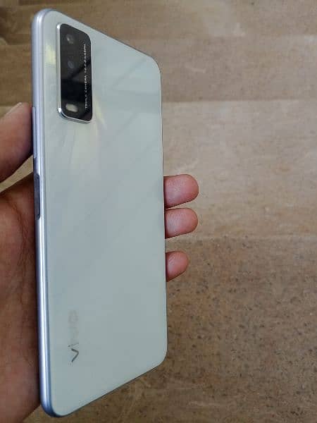 vivo y20 only call 03058584379 arjent sale 2