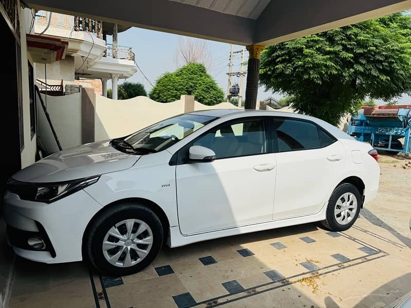 Toyota Corolla GLI 2018(wats ap contact only) 2