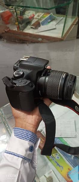 Canon d1300 Lush Condition 1