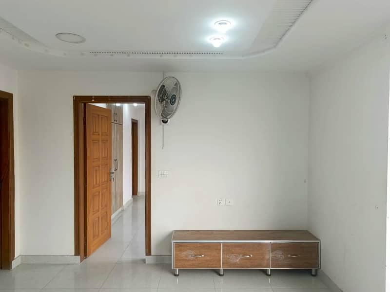 2 BEDROOM APARTMENT FOR RENT IN SECTOR D BAHRIA TOWN LAHORE 8