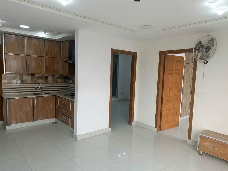 2 BEDROOM APARTMENT FOR RENT IN SECTOR D BAHRIA TOWN LAHORE 10