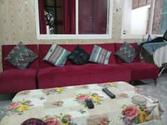 5 SEATER SOFA SET IN SOLID DIYAR WOOD IN IMMACULATE CONDITION