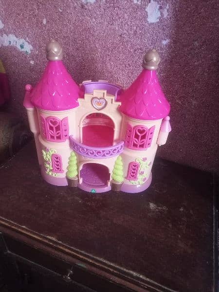 beautiful doll house urgent sale only cal 3