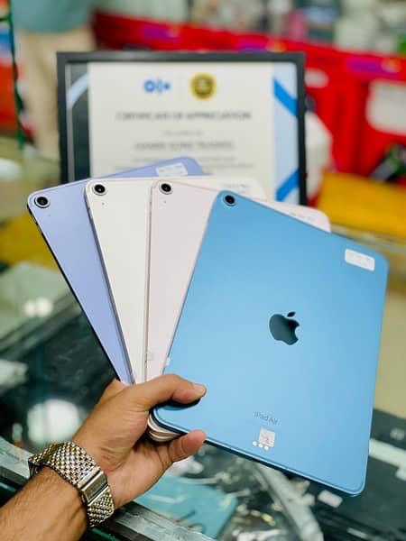 Ipad Air 5.64/256GB. GSM. 5G  100% Orignal 0