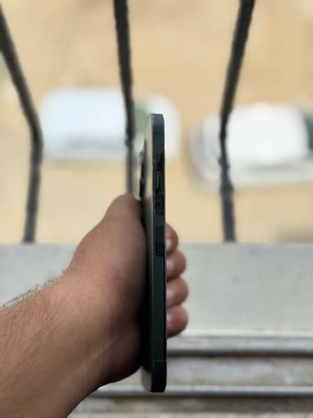 IPHONE 13 PRO MAX 256GB FACTORY UNLOCKED 1