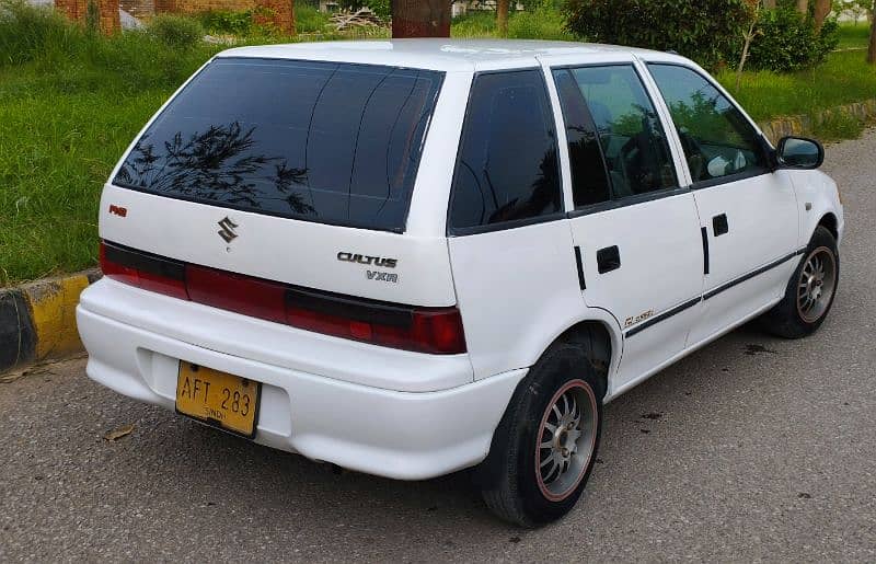 Suzuki Cultus VXR 2004 Ac/cng 1