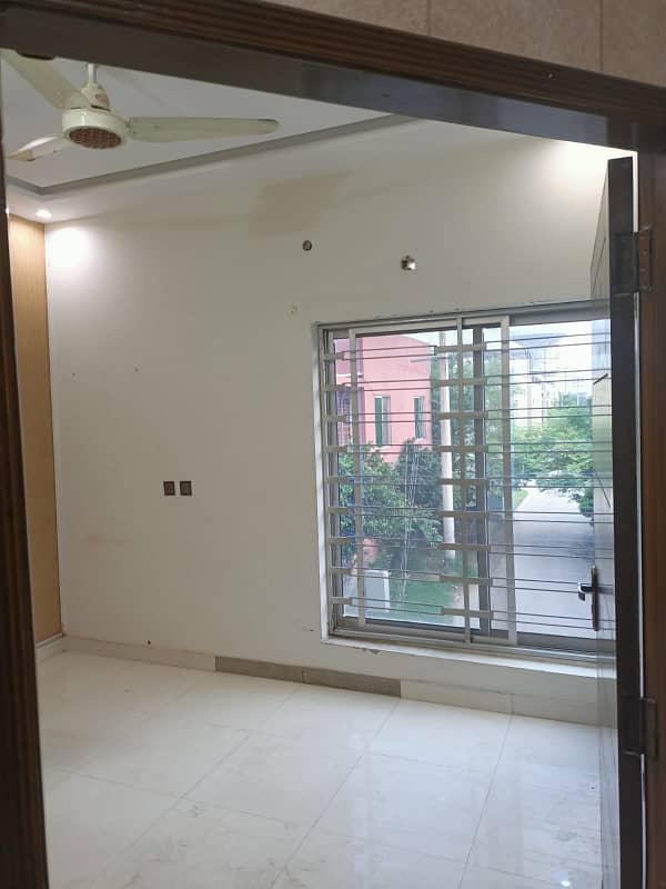 4 marla house for sale in paragon city lahore 14