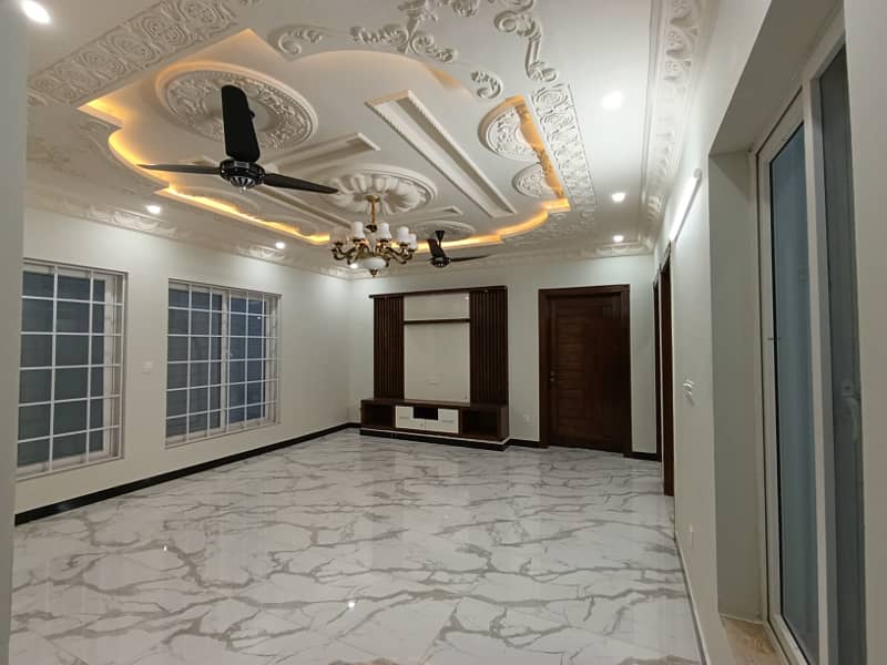 BRAND NEW HOUSE FOR SALE IN I-8 ISLAMABAD. 1